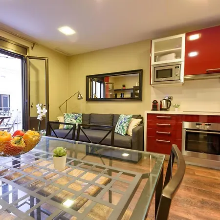 Ramblasrentals Cozy Renovated 2br With Balcony Lift 20m Rambla - Parking - Wifi Apartment Barcelona