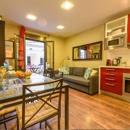 Apartment Ramblasrentals Cozy Renovated 2br With Balcony Lift 20m Rambla - Parking - Wifi *