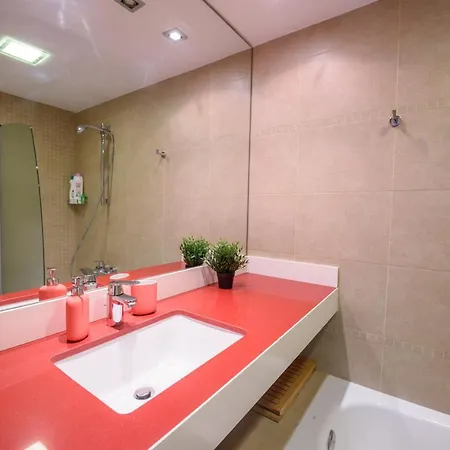 Apartment Ramblasrentals Cozy Renovated 2br With Balcony Lift 20m Rambla - Parking - Wifi