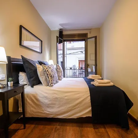 Apartment Ramblasrentals Cozy Renovated 2br With Balcony Lift 20m Rambla - Parking - Wifi *