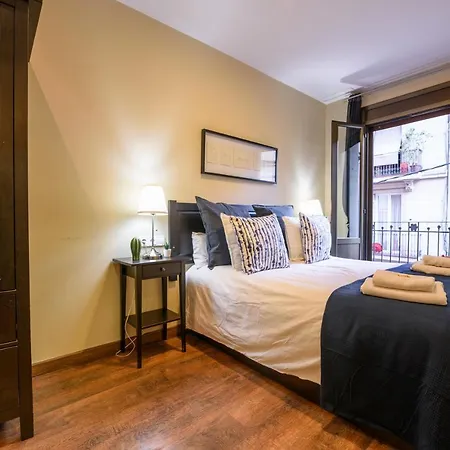 Apartment Ramblasrentals Cozy Renovated 2br With Balcony Lift 20m Rambla - Parking - Wifi