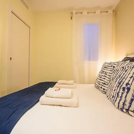 Ramblasrentals Cozy Renovated 2br With Balcony Lift 20m Rambla - Parking - Wifi